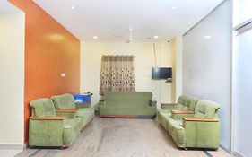 Capital O Sai Golden Rooms